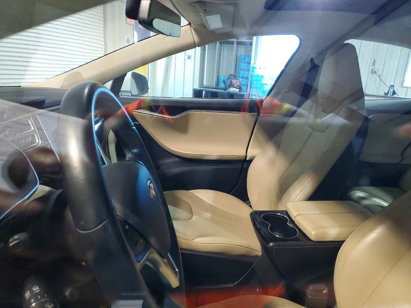 2014 Tesla Model S მანქანა იყიდება აუქციონზე, vin: 5YJSA1H12EFP45883, აუქციონის ნომერი: 62605436