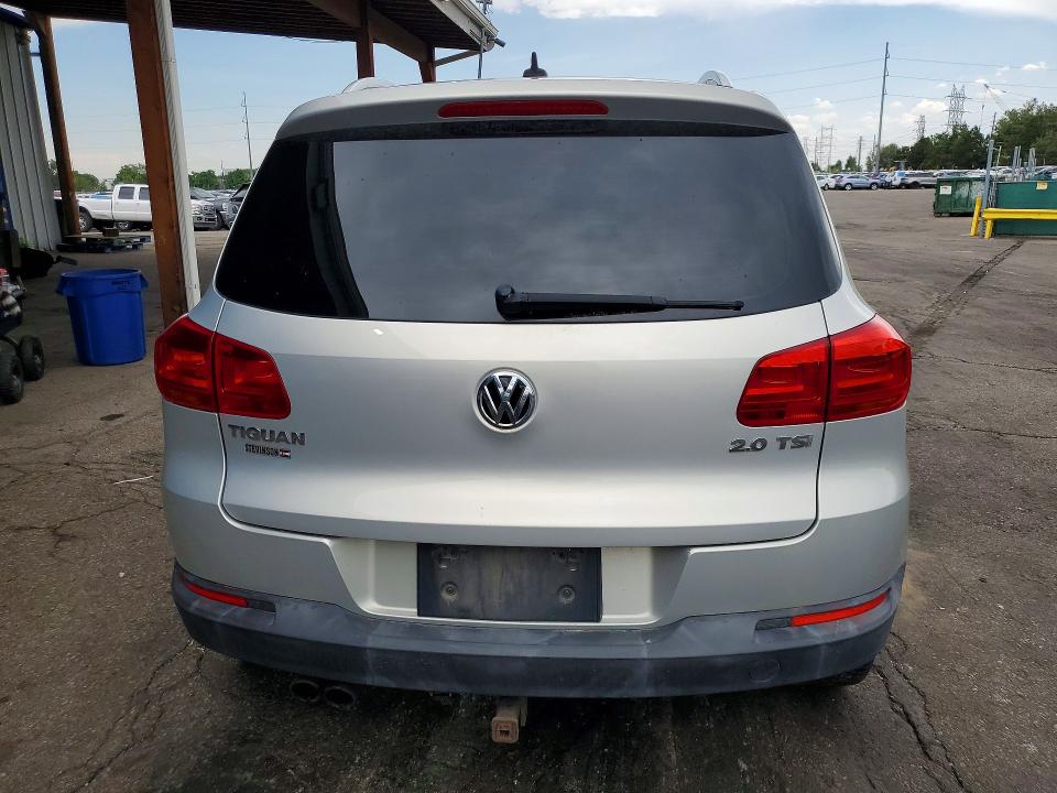 2013 Volkswagen Tiguan მანქანა იყიდება აუქციონზე, vin: WVGAV3AX3DW087734, აუქციონის ნომერი: 62613396