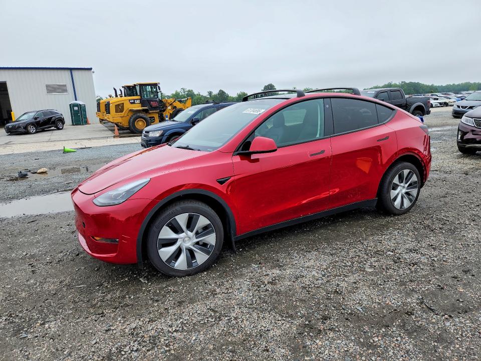 Auction sale of the 2023 Tesla Model Y, vin: 7SAYGDEE5PF596893, lot number: 61704696