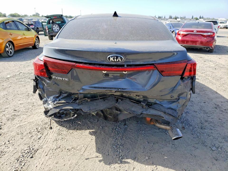 Продажа на аукционе авто 2021 Kia Forte, vin: 3KPF24AD7ME361994, номер лота: 59842266