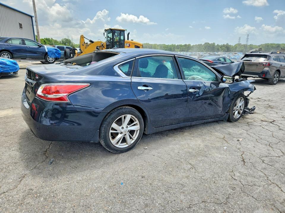 Продажа на аукционе авто 2015 Nissan Altima, vin: 1N4AL3AP9FC427814, номер лота: 61607656