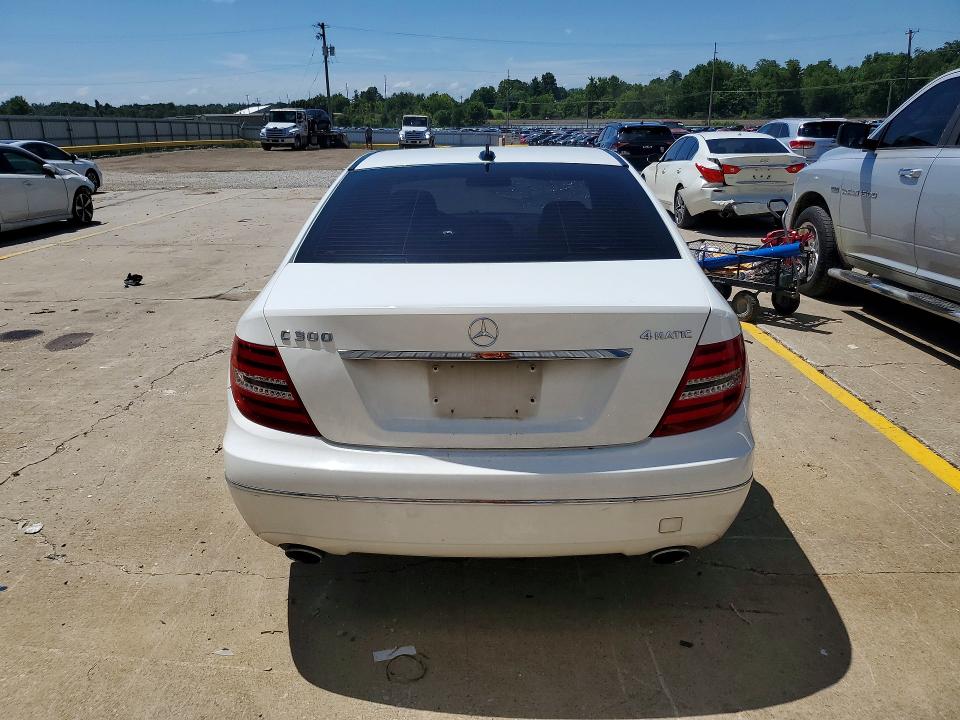 2013 Mercedes-benz C მანქანა იყიდება აუქციონზე, vin: WDDGF8AB0DR283602, აუქციონის ნომერი: 60937816