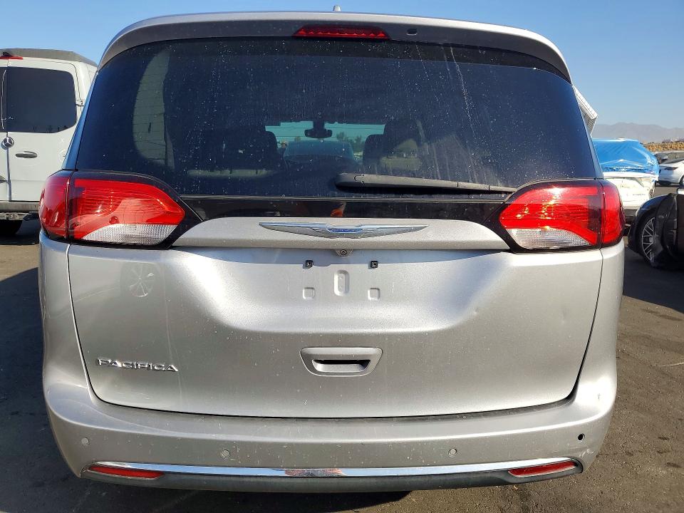 Продажа на аукционе авто 2017 Chrysler Pacifica, vin: 2C4RC1BG3HR657861, номер лота: 63602586