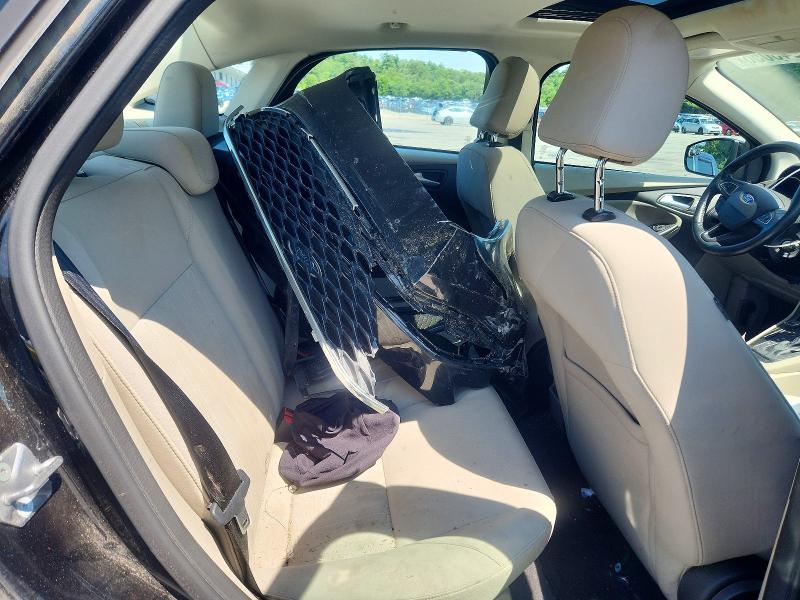 62246056 :رقم المزاد ، 1FADP3F24FL297861 vin ، 2015 Ford Focus مزاد بيع