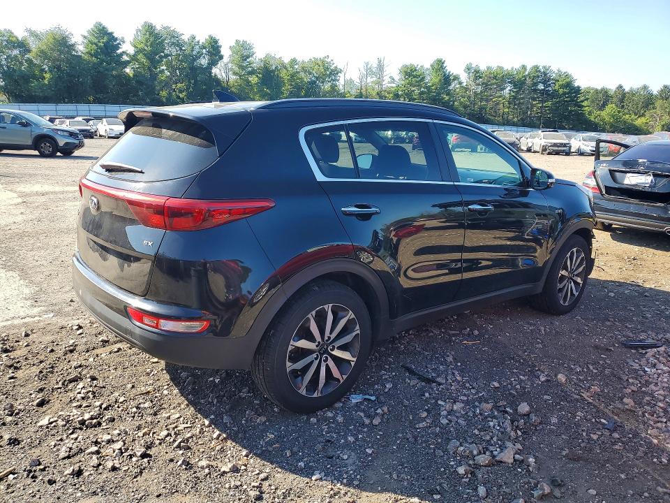 Продаж на аукціоні авто 2018 Kia Sportage, vin: KNDPNCAC0J7363305, номер лоту: 63340136