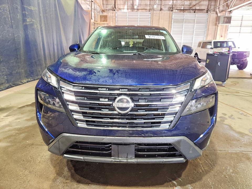 61629696 :رقم المزاد ، 5N1BT3BA8SC775277 vin ، 2025 Nissan Rogue مزاد بيع