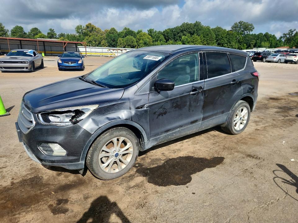 Продаж на аукціоні авто 2017 Ford Escape, vin: 1FMCU0GD7HUE85523, номер лоту: 59911686