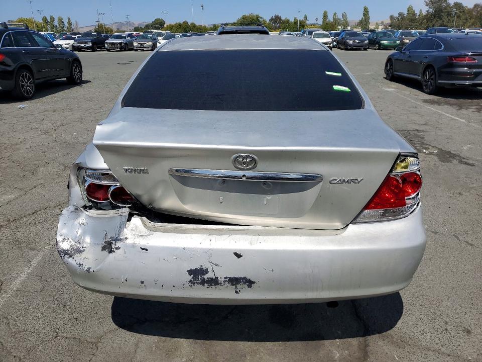 2005 Toyota Camry მანქანა იყიდება აუქციონზე, vin: 4T1BE32K35U037131, აუქციონის ნომერი: 59104066