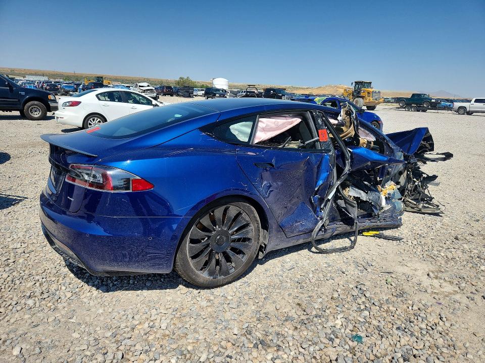 2022 Tesla Model S მანქანა იყიდება აუქციონზე, vin: 5YJSA1E66NF463567, აუქციონის ნომერი: 61818436