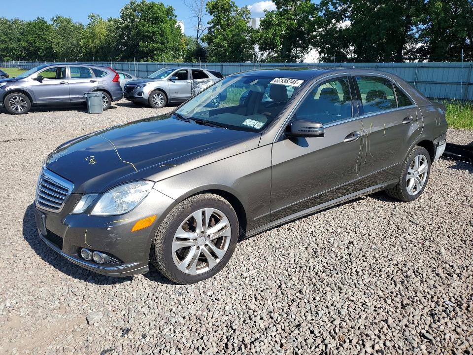 62336246 :رقم المزاد ، WDDHF8HB6BA351682 vin ، 2011 Mercedes-benz E مزاد بيع