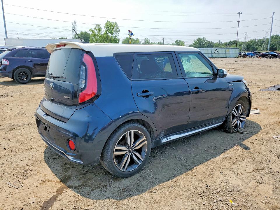 Продаж на аукціоні авто 2018 Kia Soul, vin: KNDJP3A55J7585436, номер лоту: 60980336