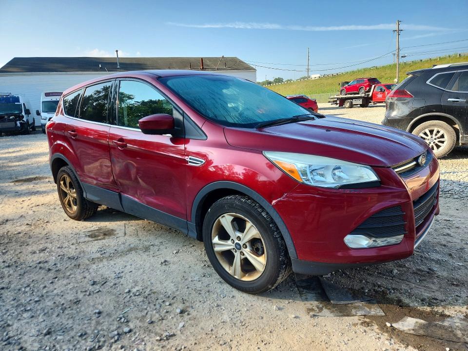 63431636 :رقم المزاد ، 1FMCU9GX3FUA39123 vin ، 2015 Ford Escape مزاد بيع