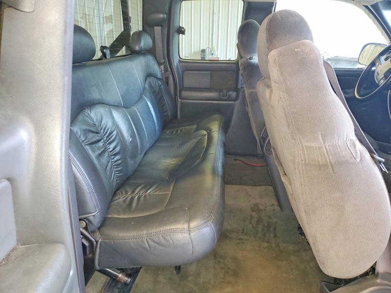 Продажа на аукционе авто 2004 Gmc New Sierra, vin: 2GTEK19T641151230, номер лота: 59631586