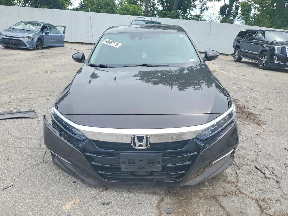 Продажа на аукционе авто 2018 Honda Accord, vin: 1HGCV3F43JA005930, номер лота: 60497126