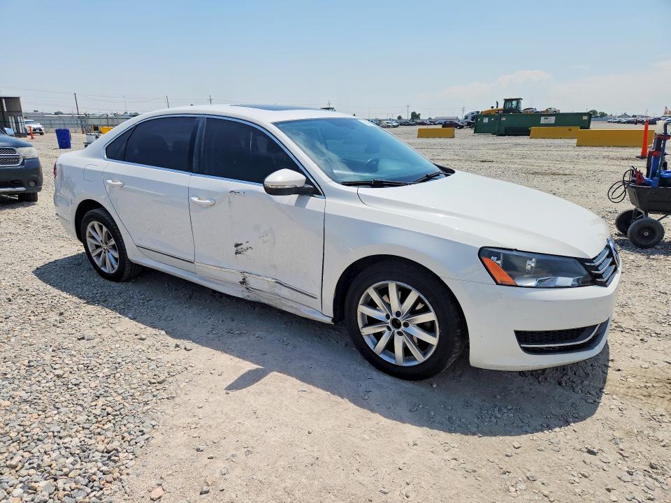 63421256 :رقم المزاد ، 1VWCH7A31CC059856 vin ، 2012 Volkswagen Passat مزاد بيع