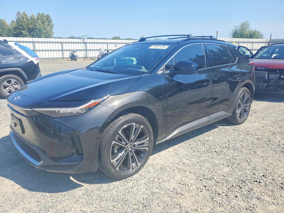 61091126 :رقم المزاد ، JTMABACA3PA034981 vin ، 2023 Toyota Bz4x مزاد بيع