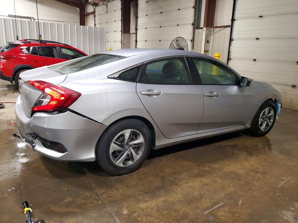 62927946 :رقم المزاد ، 2HGFC2F68KH530077 vin ، 2019 Honda Civic مزاد بيع