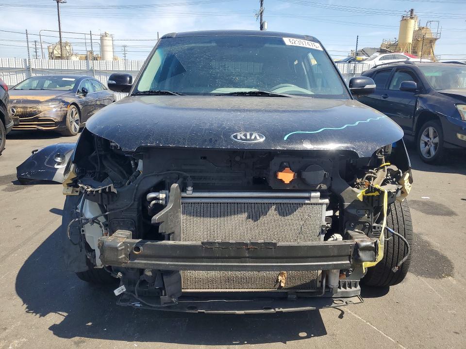 2016 Kia Soul Ev მანქანა იყიდება აუქციონზე, vin: KNDJX3AE1G7011697, აუქციონის ნომერი: 62397476