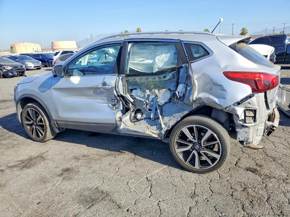 Продаж на аукціоні авто 2017 Nissan Rogue Sport, vin: JN1BJ1CP0HW006400, номер лоту: 63419516