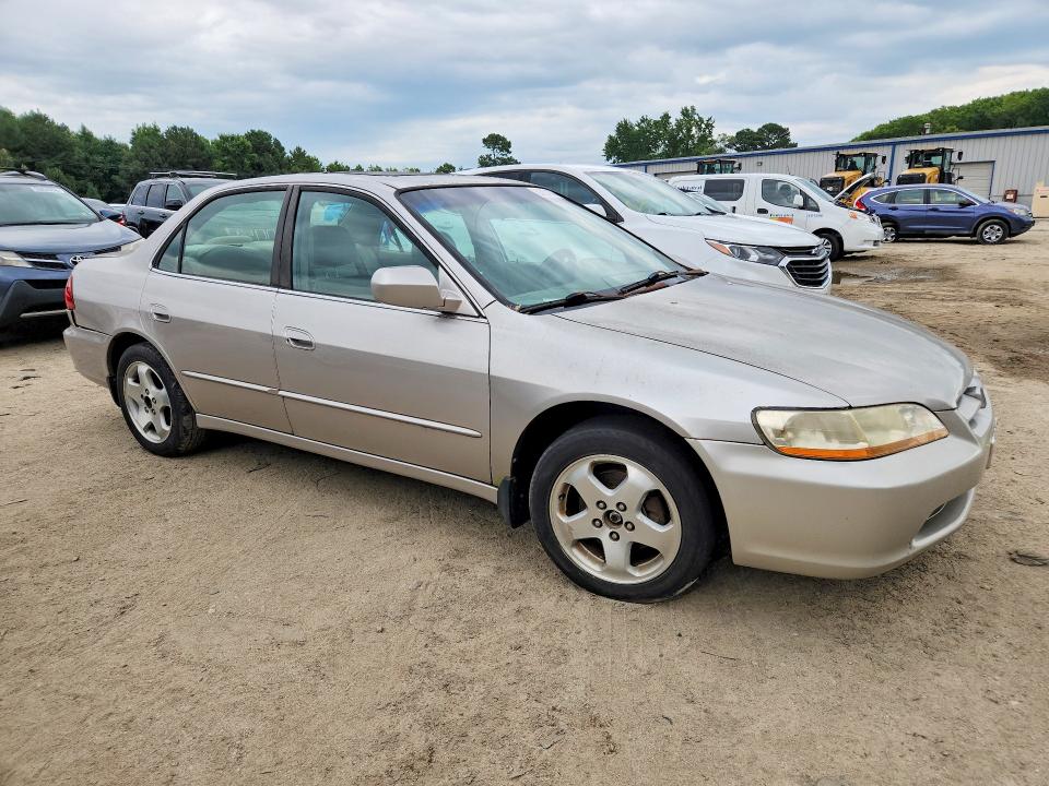 1999 Honda Accord მანქანა იყიდება აუქციონზე, vin: 1HGCG1650XA056706, აუქციონის ნომერი: 60051076