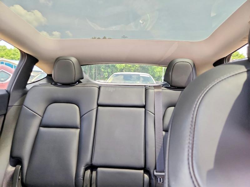 2021 Tesla Model Y მანქანა იყიდება აუქციონზე, vin: 5YJYGAEE4MF229670, აუქციონის ნომერი: 60686816