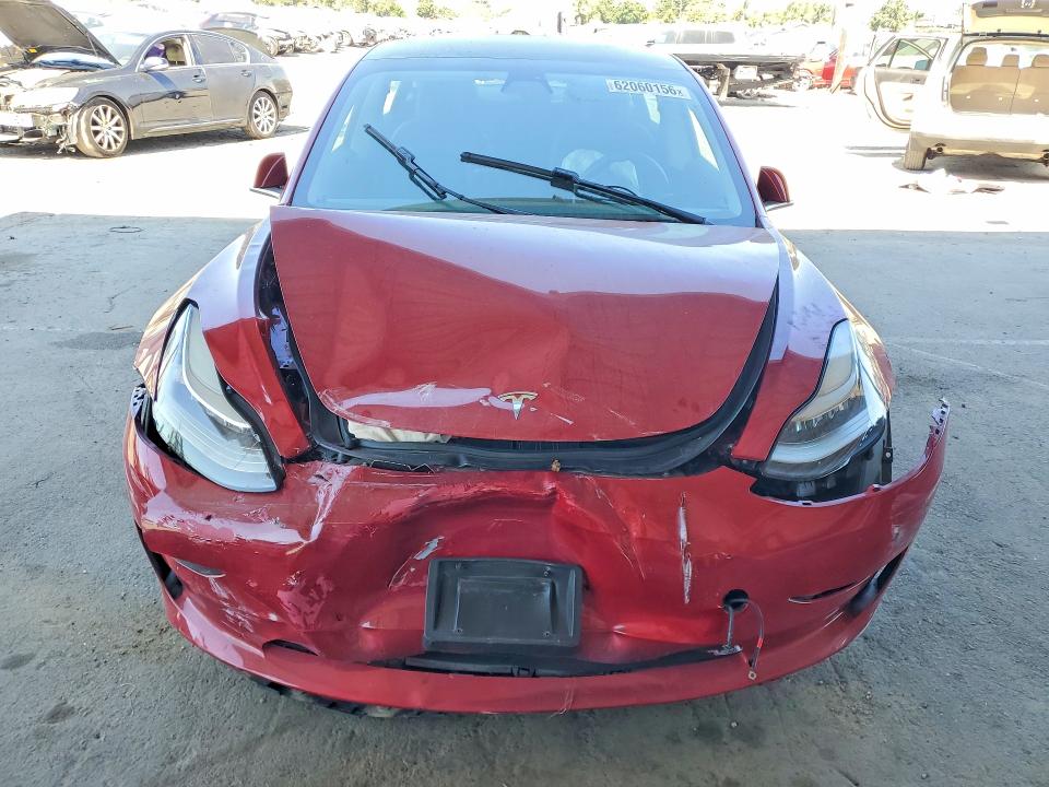 62060156 :رقم المزاد ، 5YJ3E1EA6KF308803 vin ، 2019 Tesla Model 3 مزاد بيع