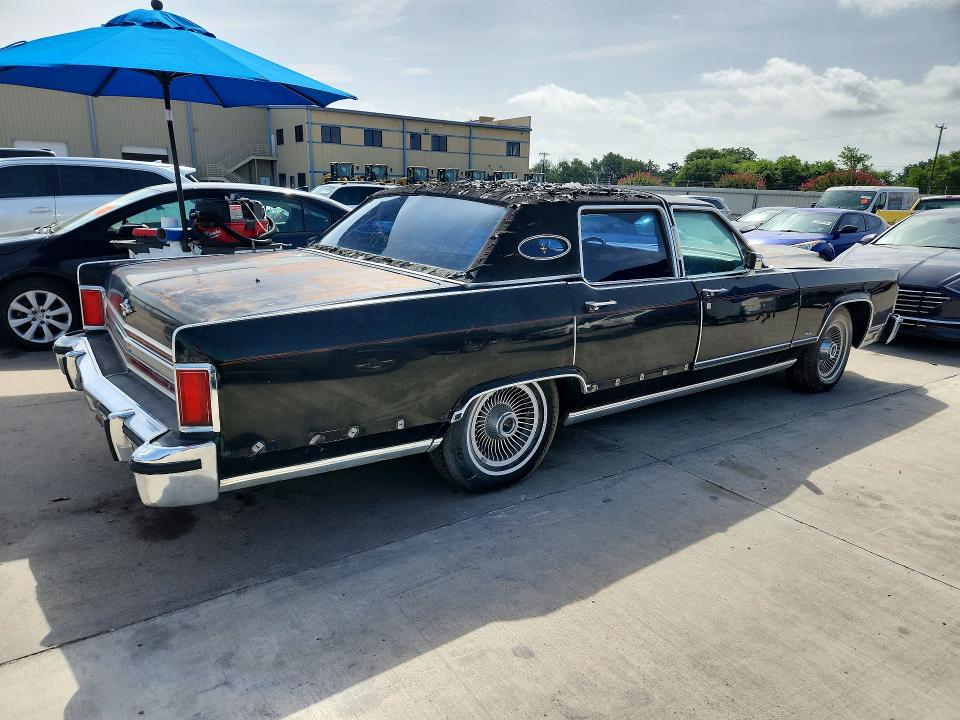 1979 Lincoln Continental Town Car მანქანა იყიდება აუქციონზე, vin: 9Y82S678727, აუქციონის ნომერი: 60680346