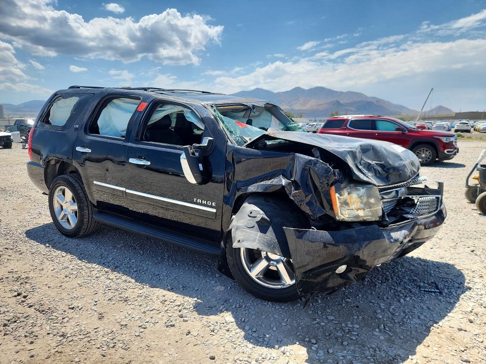 2011 Chevrolet Tahoe მანქანა იყიდება აუქციონზე, vin: 1GNSKCE04BR356714, აუქციონის ნომერი: 61089916