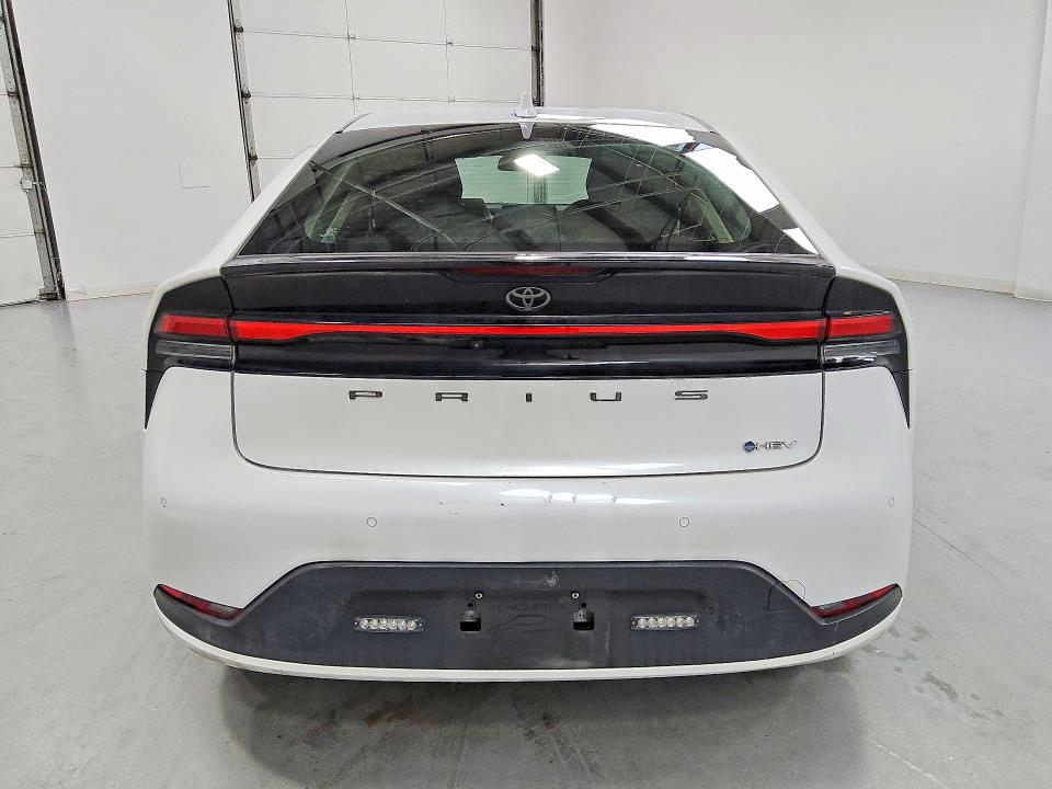 58924206 :رقم المزاد ، JTDADABU8R3017669 vin ، 2024 Toyota Prius مزاد بيع