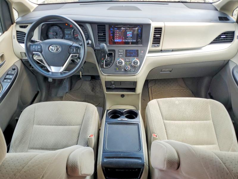 Aukcja sprzedaży 2017 Toyota Sienna, vin: 5TDKZ3DC2HS799745, numer aukcji: 62120736