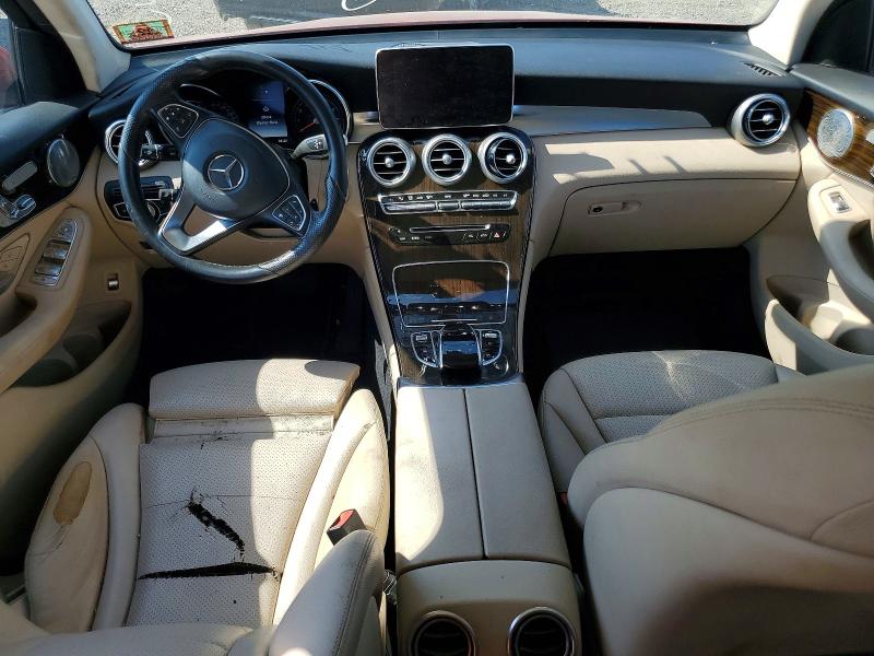 61464156 :رقم المزاد ، WDC0G4KB8HF198220 vin ، 2017 Mercedes-benz Glc مزاد بيع