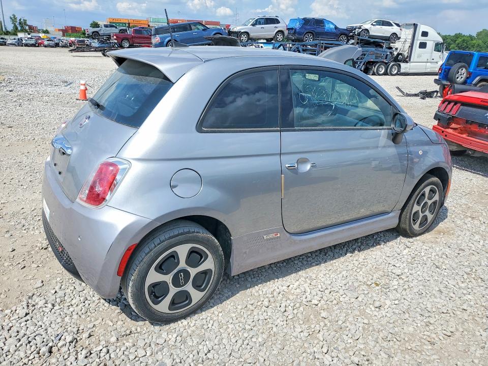 Продажа на аукционе авто 2017 Fiat 500, vin: 3C3CFFGE4HT565600, номер лота: 60224536