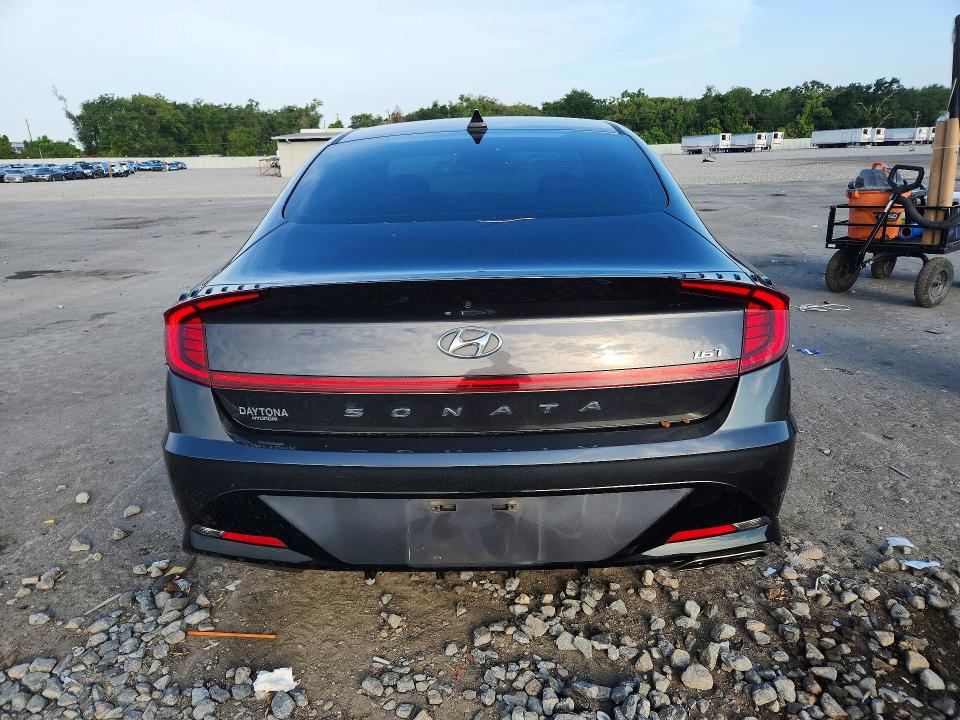 61532186 :رقم المزاد ، 5NPEJ4J20MH117743 vin ، 2021 Hyundai Sonata مزاد بيع