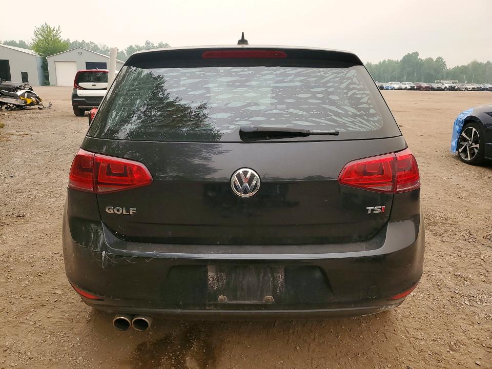 60199686 :رقم المزاد ، 3VW217AUXFM004768 vin ، 2015 Volkswagen Golf مزاد بيع