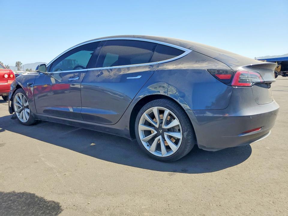 2018 Tesla Model 3 მანქანა იყიდება აუქციონზე, vin: 5YJ3E1EA8JF059435, აუქციონის ნომერი: 62112226