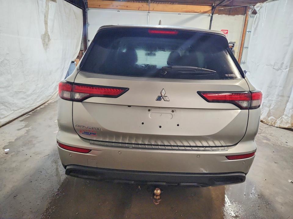 2022 Mitsubishi Outlander მანქანა იყიდება აუქციონზე, vin: JA4J4TA83NZ018181, აუქციონის ნომერი: 62629156