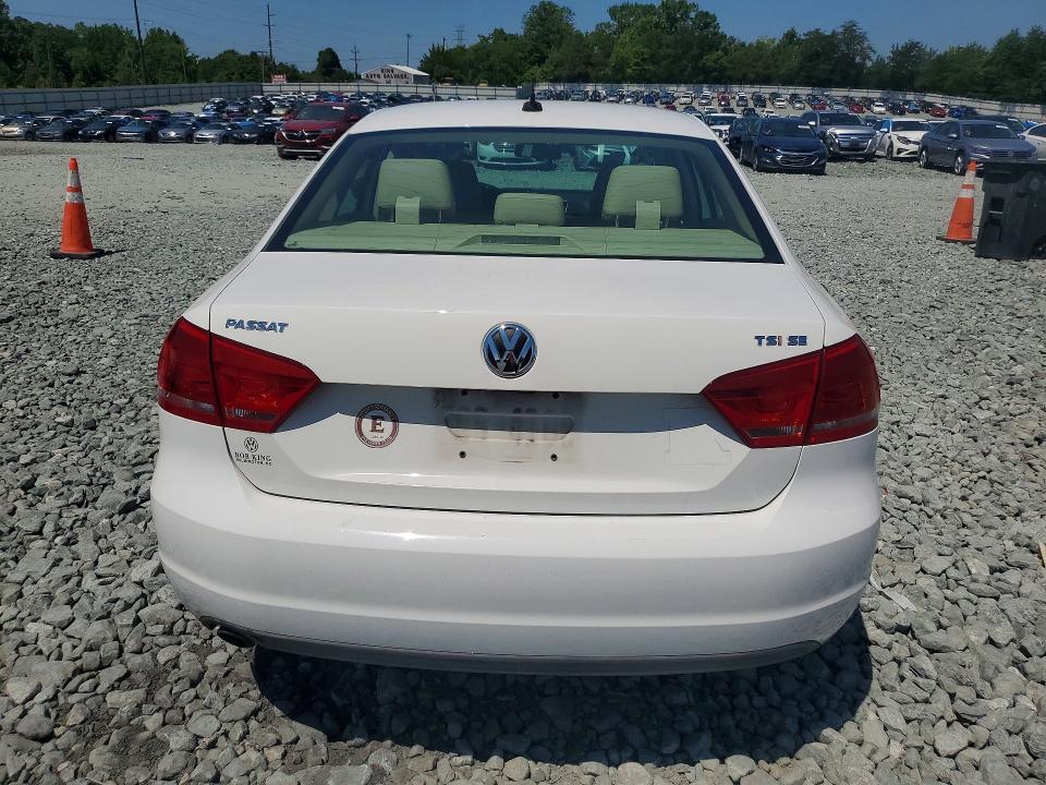 61327806 :رقم المزاد ، 1VWBS7A36FC013666 vin ، 2015 Volkswagen Passat مزاد بيع