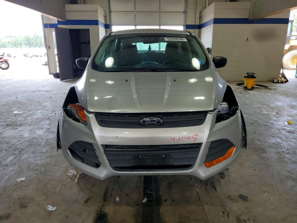 60948546 :رقم المزاد ، 1FMCU0F75GUB88406 vin ، 2016 Ford Escape مزاد بيع