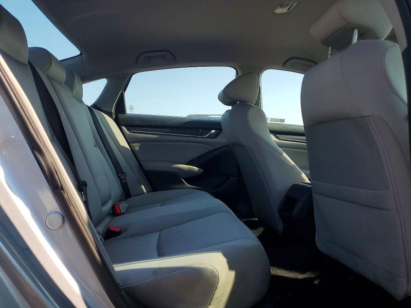 Продаж на аукціоні авто 2018 Honda Accord, vin: 1HGCV1F13JA123115, номер лоту: 61018856