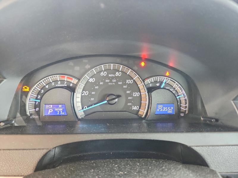 60937706 :رقم المزاد ، 4T1BF1FKXEU727616 vin ، 2014 Toyota Camry مزاد بيع