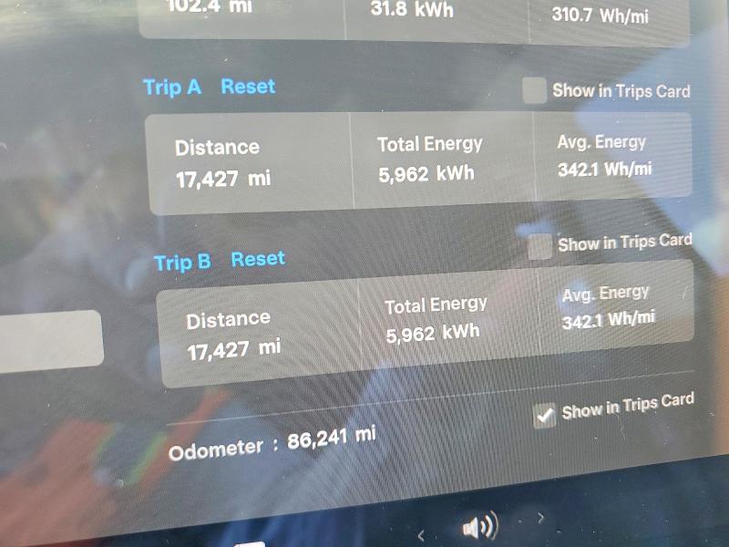 61928696 :رقم المزاد ، 5YJ3E1EB7JF151418 vin ، 2018 Tesla Model 3 مزاد بيع