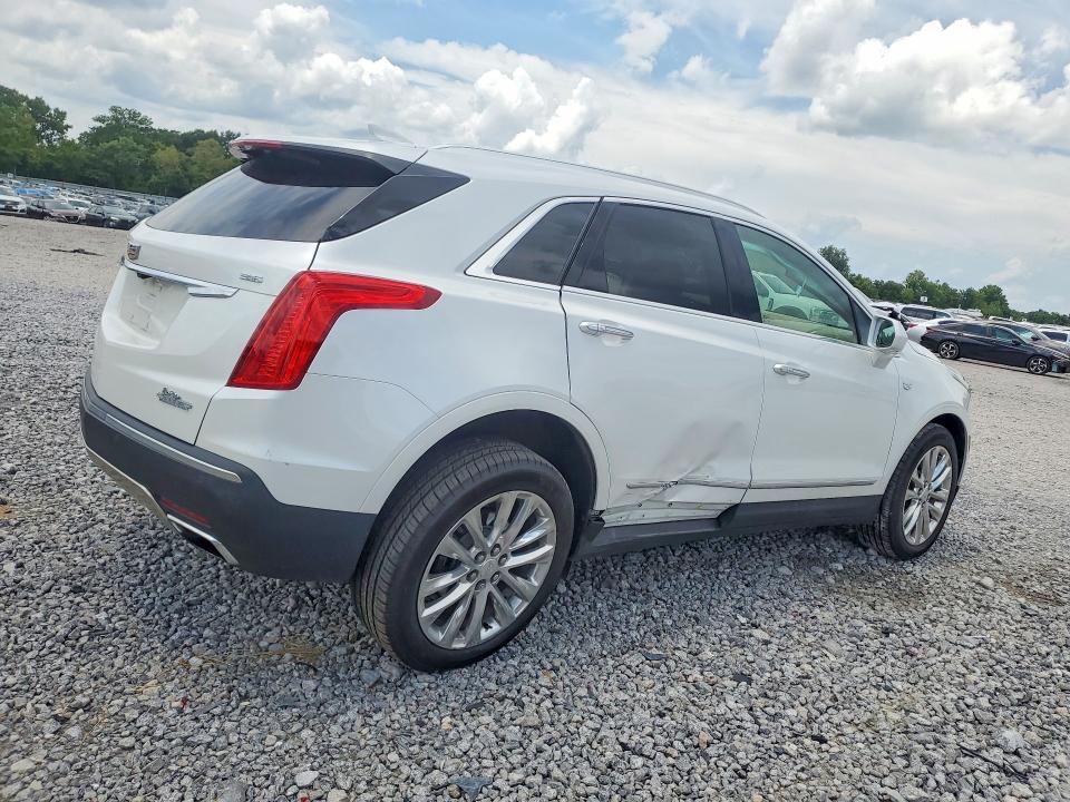60642236 :رقم المزاد ، 1GYKNGRS4JZ107325 vin ، 2018 Cadillac Xt5 مزاد بيع