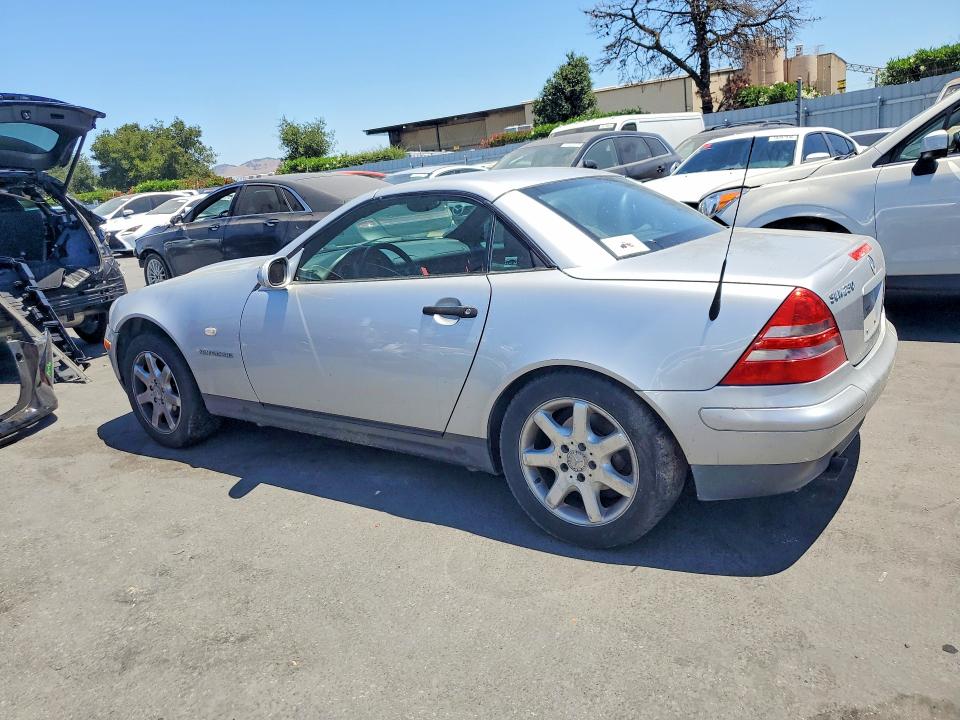 1999 Mercedes-benz Slk მანქანა იყიდება აუქციონზე, vin: WDBKK47FXXF121791, აუქციონის ნომერი: 60444446