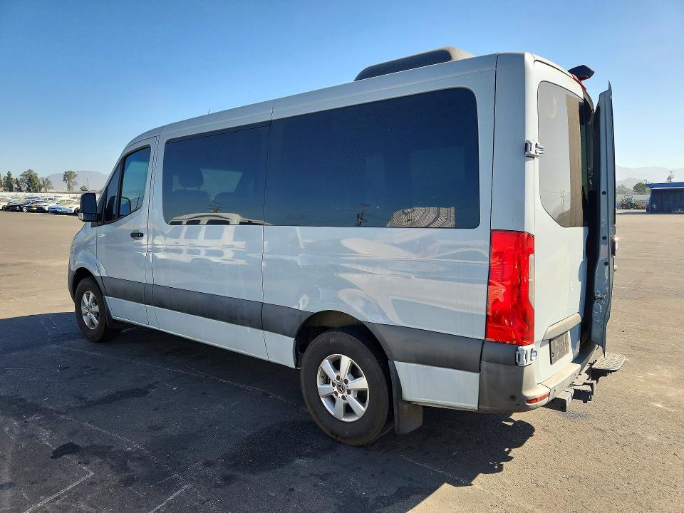 63584286 :رقم المزاد ، W1Z40FHY4NT085453 vin ، 2022 Mercedes-benz Sprinter مزاد بيع