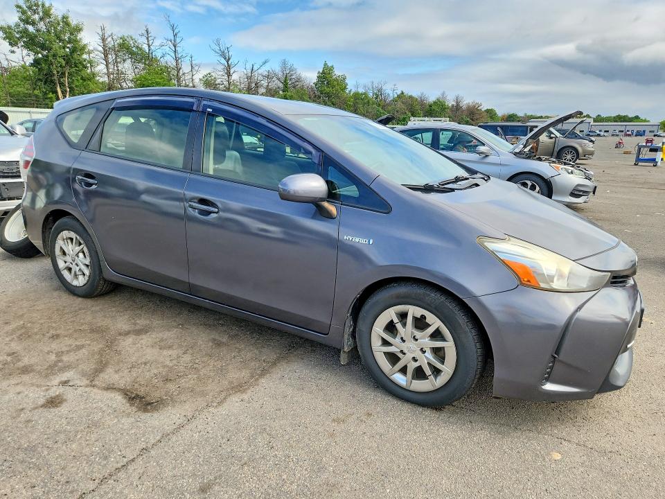 62539926 :رقم المزاد ، JTDZN3EU7GJ044572 vin ، 2016 Toyt Prius V مزاد بيع