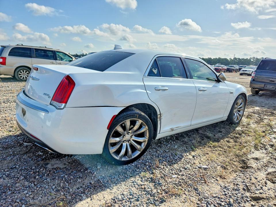 60803776 :رقم المزاد ، 2C3CCAPT9FH769244 vin ، 2015 Chrysler 300c مزاد بيع