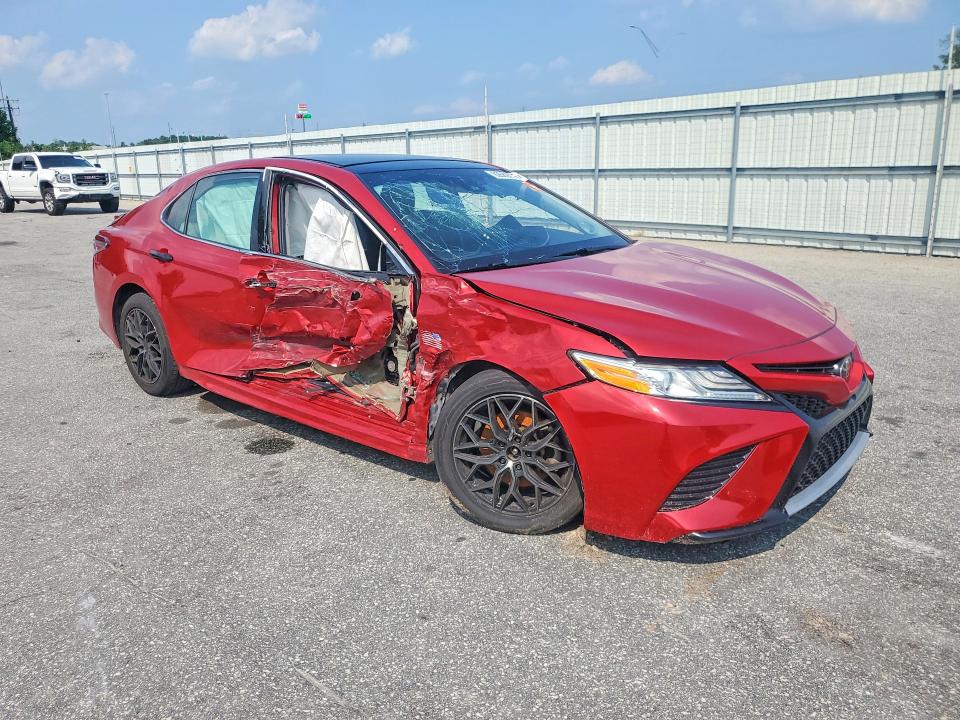 62689776 :رقم المزاد ، 4T1K61AK5LU308660 vin ، 2020 Toyota Camry مزاد بيع