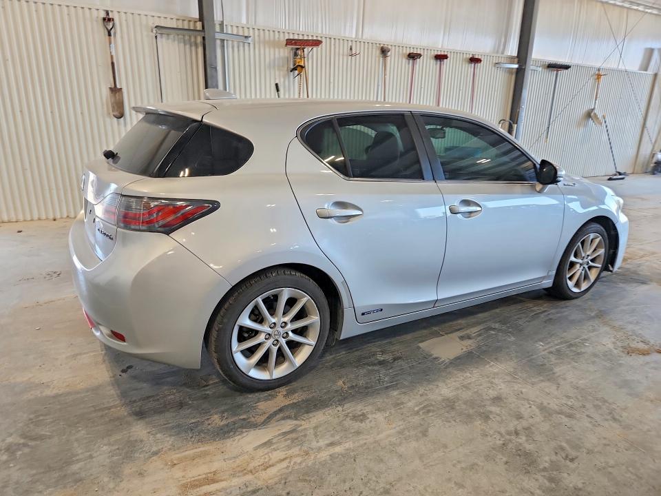 61698996 :رقم المزاد ، JTHKD5BH8B2006602 vin ، 2011 Lexus Ct مزاد بيع