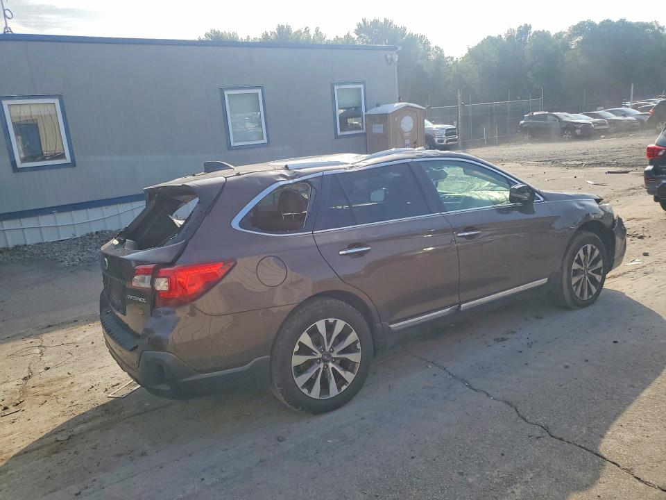 Продаж на аукціоні авто 2019 Subaru Outback, vin: 4S4BSATC1K3357425, номер лоту: 60326906