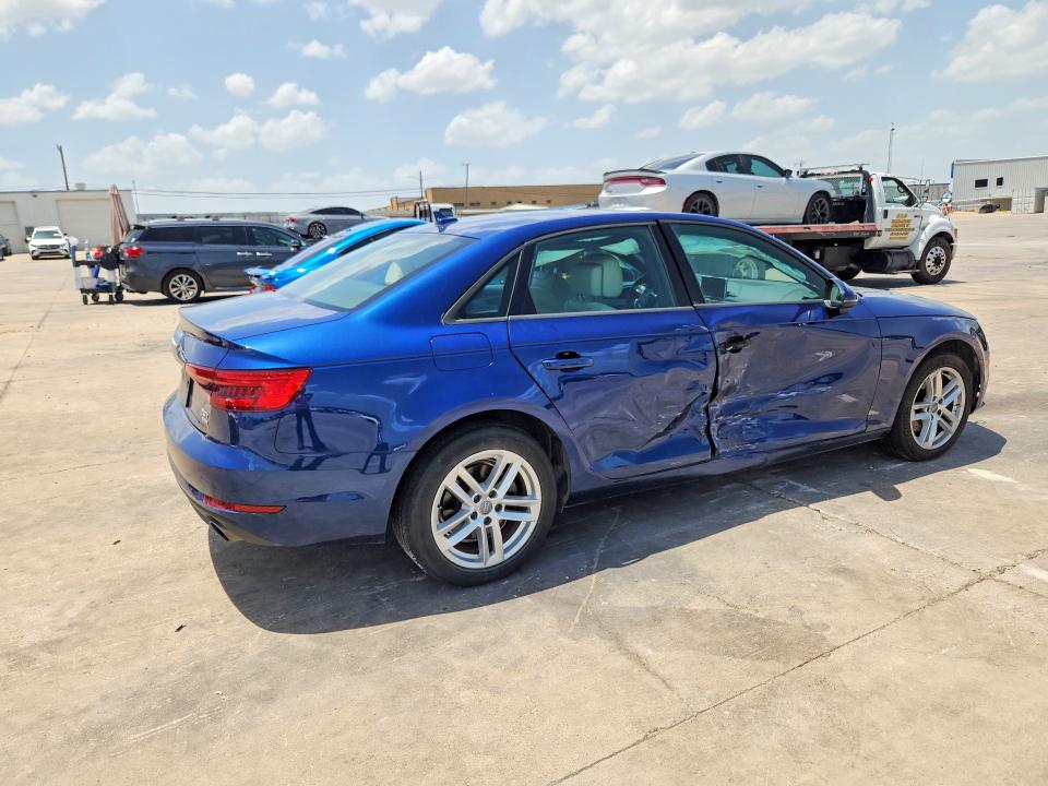 Продаж на аукціоні авто 2017 Audi A4, vin: WAUGMAF46HN042283, номер лоту: 61625566